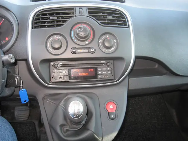 Renault Kangoo 1.5 Blue dCi 95 Nieuw Staat 2020 Diesel 8