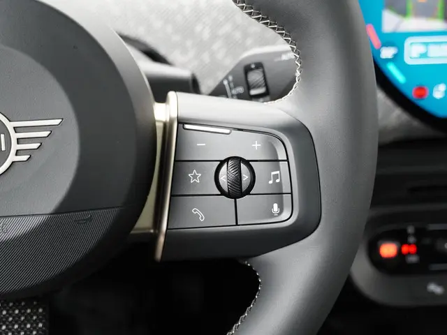 MINI 3-Deurs Cooper E Favoured + M-pakket 2025 Elektrisch 18