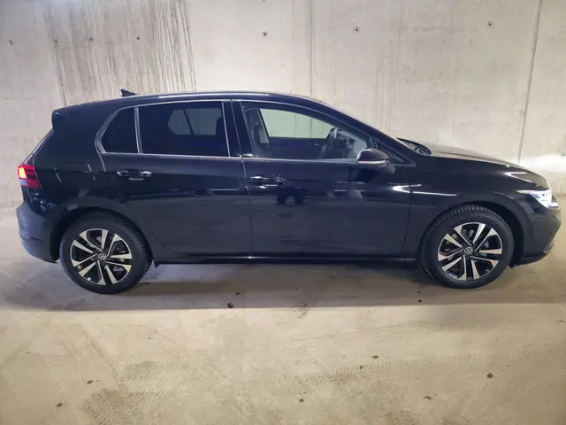 Volkswagen Golf 1.0 TSI Life Business 2021 Benzine 10