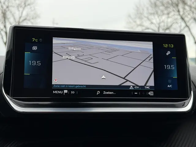 Peugeot e-2008 Aut. EV Allure 50kWh 2020 Elektrisch 21