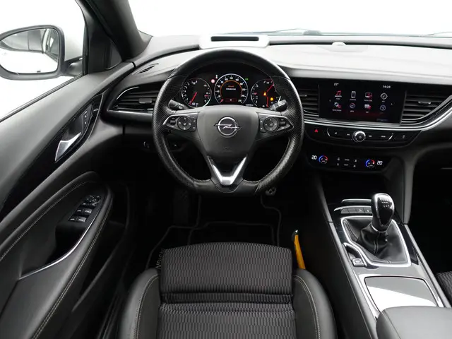 Opel Insignia Grand Sport 1.5 Turbo OPC Line+ 2018 Benzine 6