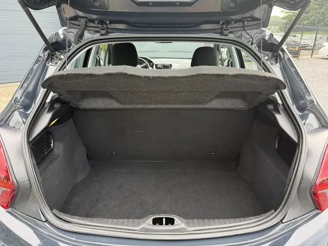 Peugeot 208 1.2 PureTech Like 2018 Benzine 16