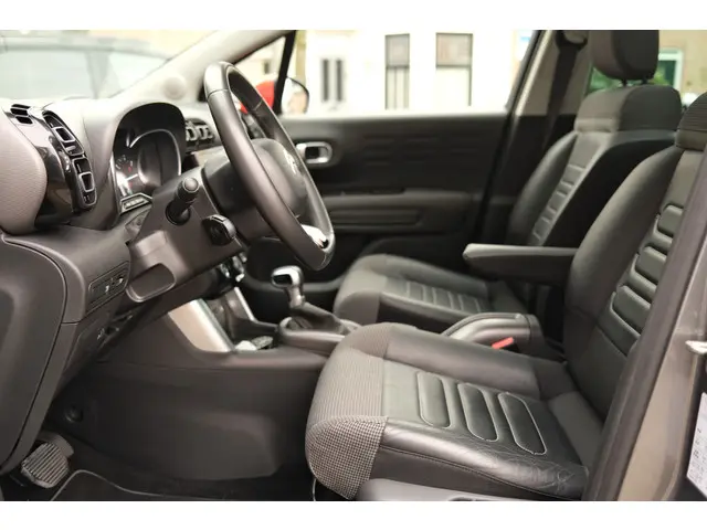 Citroën C3 Aircross PT 110 Shine 2018 Benzine 28