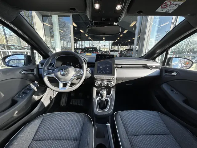 Mitsubishi Colt 1.0T MT First Edition 2025 Benzine 3