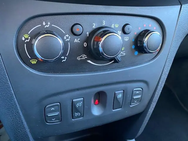 Dacia Sandero Stepway 0.9 TCe Lauréate 2013 Benzine 14