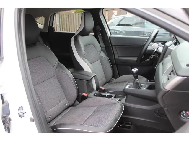 Renault Captur 1.0 TCe 100 Intens 2020 Benzine 8