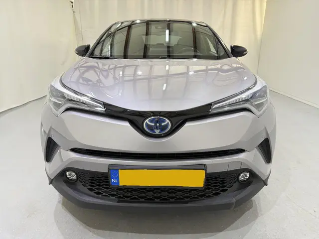 Toyota C-HR 1.8 Hybrid Bi-Tone Plus 2017 Hybride Benzine 28