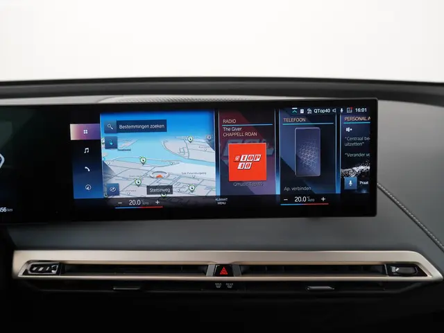 BMW iX M60 112 kWh 2022 Elektrisch 16