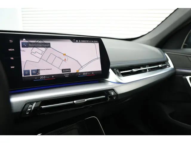 BMW X1 sDrive20i 170pk M-Sport Black Ed. 2023 Benzine 56