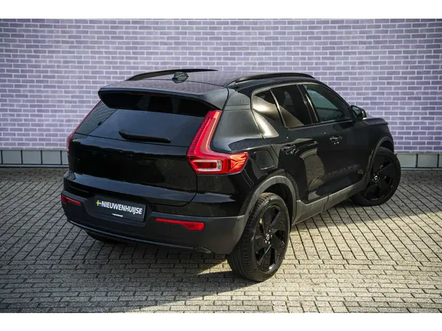 Volvo XC40 2.0 B3 Plus Black Edition 2025 Benzine 16
