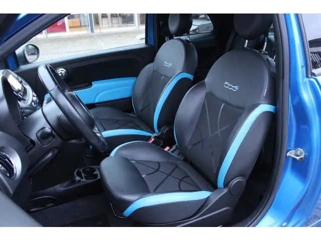 Fiat 500 0.9 TwinAir Turbo Sport, Navigatie! 2016 Benzine 17