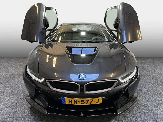 BMW i8 incl BTW Bodykit 2015 Hybride Benzine 11