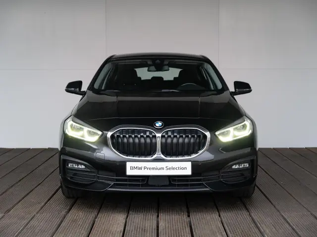 BMW 1 Serie 118i 2022 Benzine 3