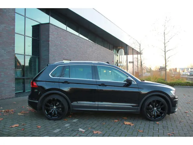 Volkswagen Tiguan 1.4 TSI ACT Highline 2017 Benzine 6