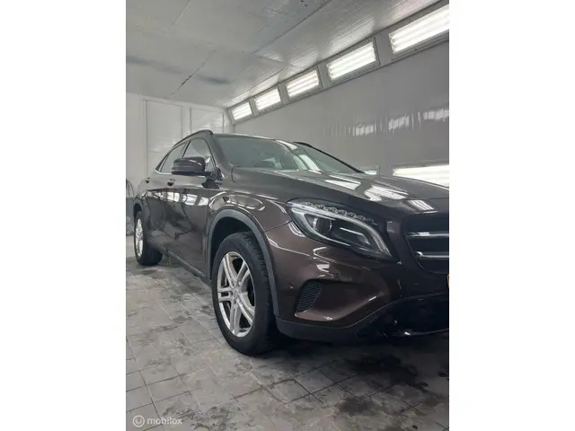 Mercedes-Benz GLA 220 d 4Matic Prestige 2016 Diesel 6