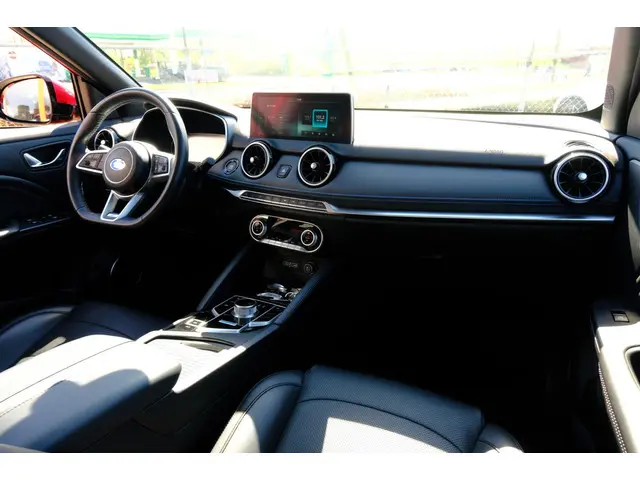 Seres 3 52kWh Aut. Pano|Leder|Navi|360Cam|LMV 2023 Elektrisch 5