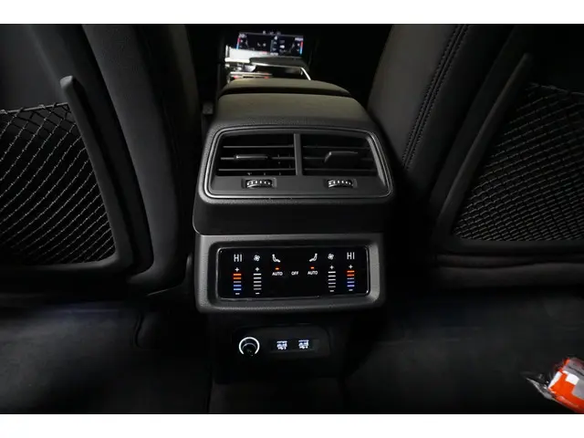Audi e-tron 55 Quattro Advanced 2019 Elektrisch 19