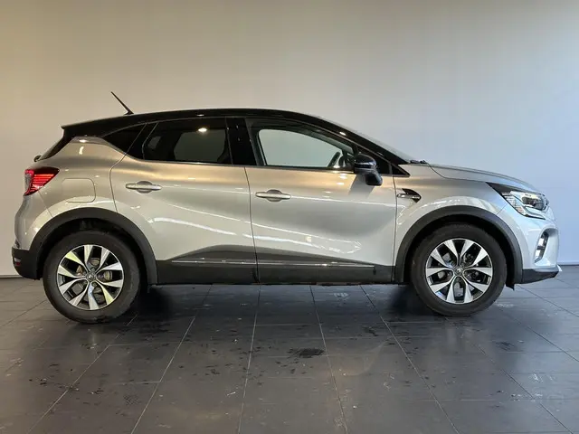 Renault Captur 1.3 TCe 140 Intens 2021 Benzine 20