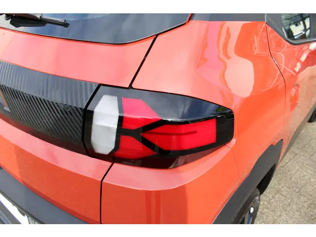 Dacia Spring Extreme 65 26.8 kWh 2025 Elektrisch 9