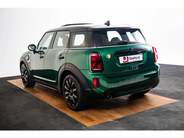 MINI Countryman Cooper SE ALL4 2022 Hybride Benzine 2