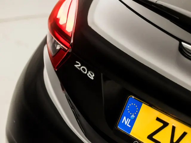 Peugeot 208 1.2 PureTech Sport 2019 Benzine 25