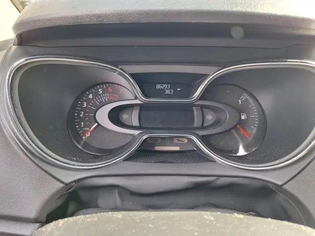 Renault Captur 0.9 TCe Zen TREKHAAK 2018 Benzine 16