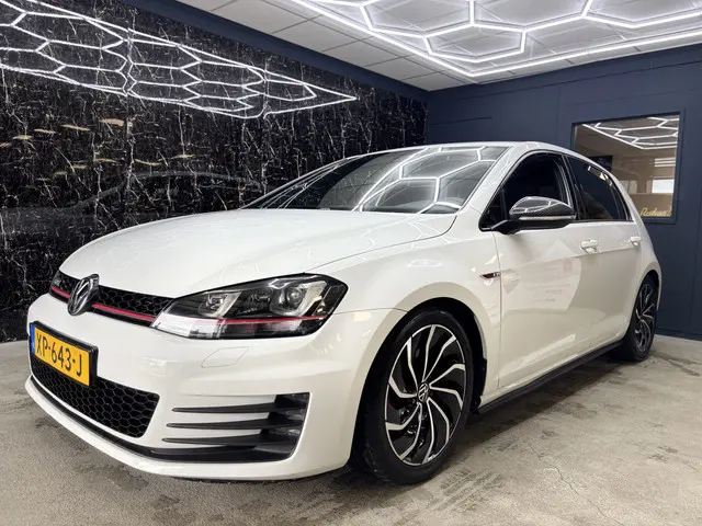Volkswagen Golf 2.0 GTI 220 PK 2015 Benzine