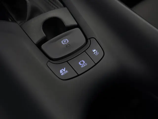 Toyota C-HR 1.8 Hybrid Active Aut- 2023 Hybride Benzine 11