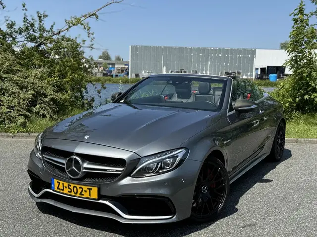 Mercedes-Benz C-Klasse Cabrio AMG 63 S 2017 Benzine