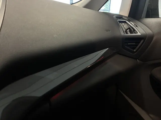 Ford C-MAX 125pk Titanium 2018 Benzine 14