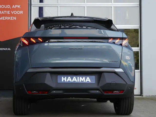 Peugeot 3008 1.2 Hybrid 136 GT 2025 Hybride Benzine 4
