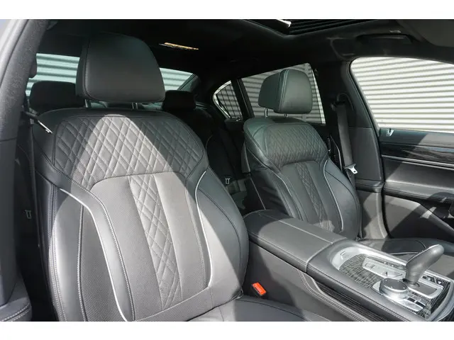 BMW 7 Serie 730d xDrive 2021 Diesel 8