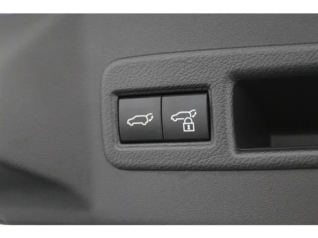 Toyota bZ4X Business Plus 71 kWh 2025 Elektrisch 30