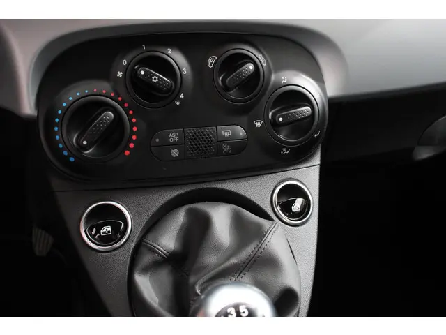 Fiat 500 1.0 Hybrid Sport Connect 2022 Benzine 14