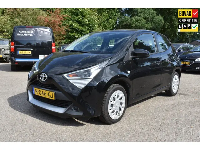 Toyota Aygo 1.0 VVT-i x-play 2020 Benzine