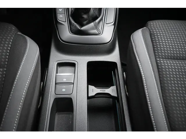 Ford Focus Wagon 1.0 EcoBoost Connected 2022 Benzine 25