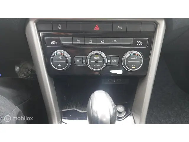 Volkswagen T-Roc 1.5 TSI Style Business 2021 Benzine 20
