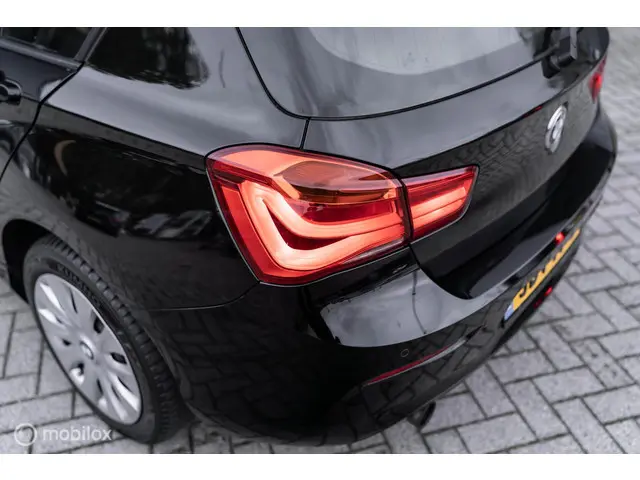 BMW 1 Serie 116i 2016 Benzine 17