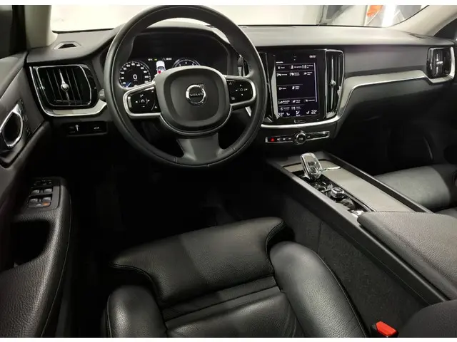 Volvo V60 2.0 B3 Inscription 2021 Benzine 5