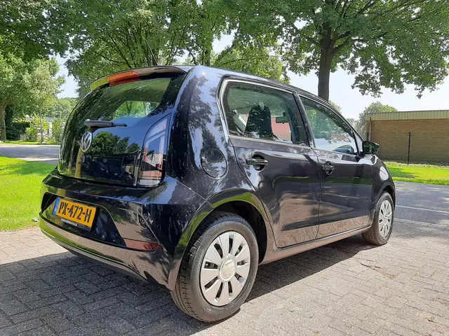 Volkswagen up! 1.0 BMT take up! Airco 5-Deurs 2017 Benzine 22