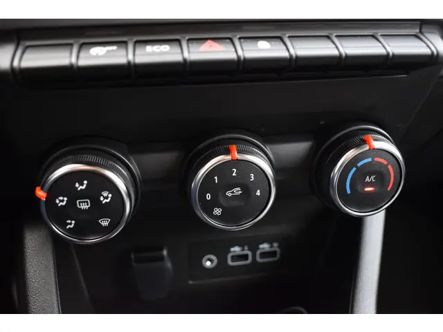 Renault Clio TCe 90 GPF evolution 2024 Benzine 17