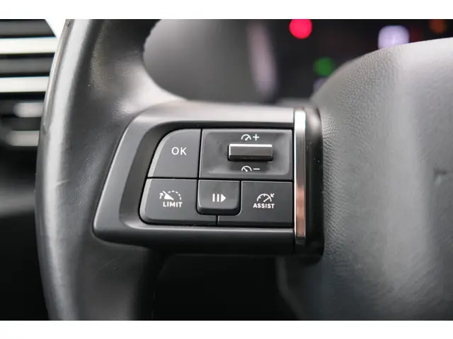 Citroën C4 PT 130 Shine 2021 Benzine 34