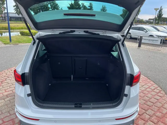SEAT Ateca 1.5 TSI FR Business Intense 2023 Benzine 26