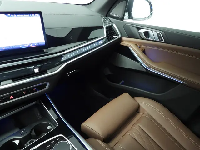 BMW X5 xDrive50e 2024 Hybride Benzine 33