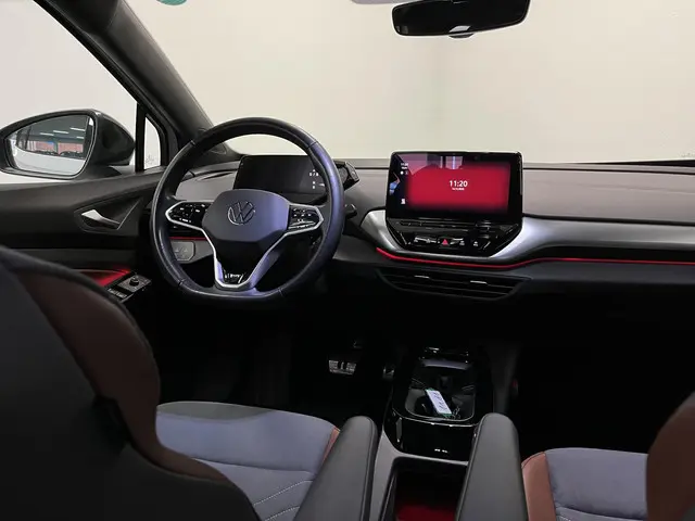 Volkswagen ID.4 First 77 kWh 2021 Elektrisch 32