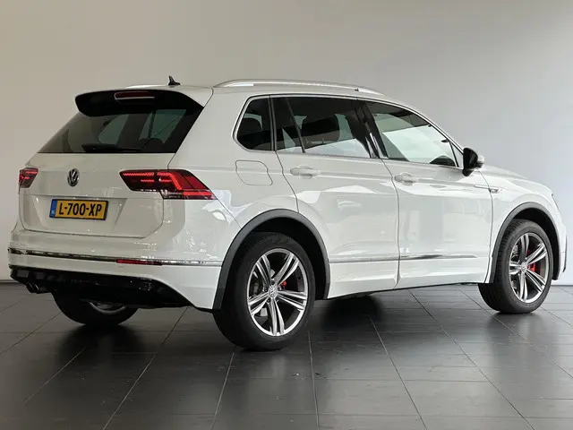 Volkswagen Tiguan 2.0 TSI 4Motion Highline 2017 Benzine 2