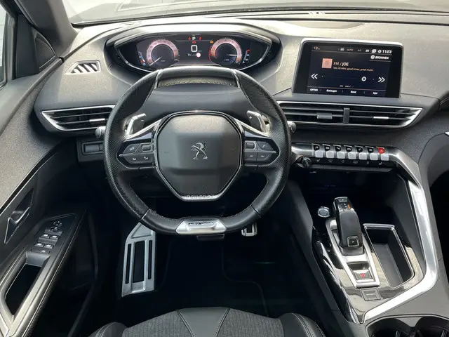 Peugeot 5008 PureTech 130 GT-Line 2019 Benzine 13