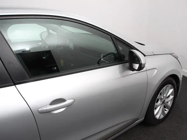 Renault Clio 1.0 TCe Bi-Fuel Zen 2020 LPG/Gas 21