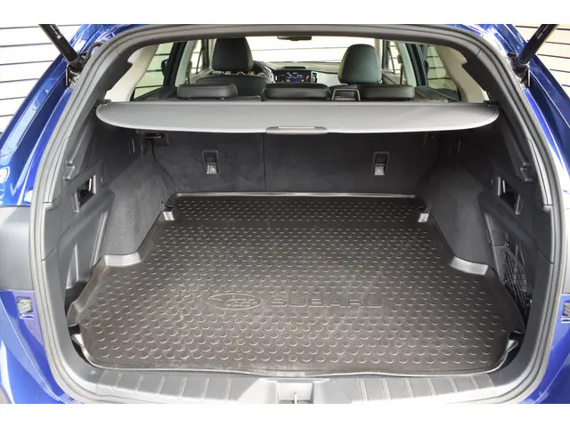 Subaru Outback 2.5i Premium AWD 2023 Benzine 8