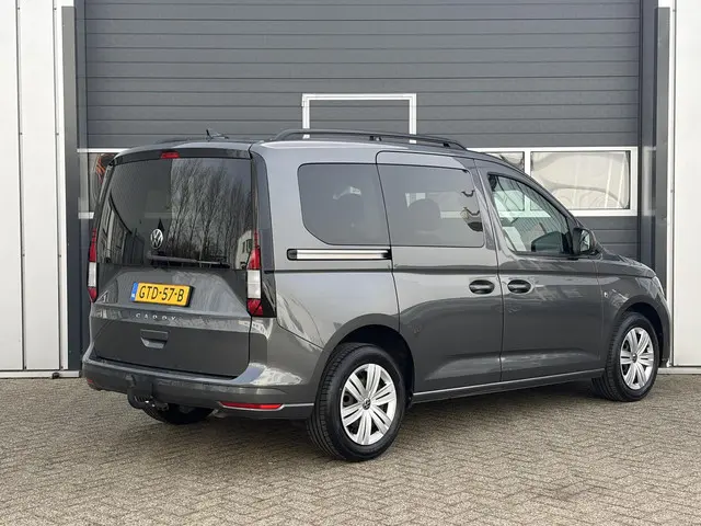 Volkswagen Caddy 1.5 TSI 5p 2022 Benzine 7